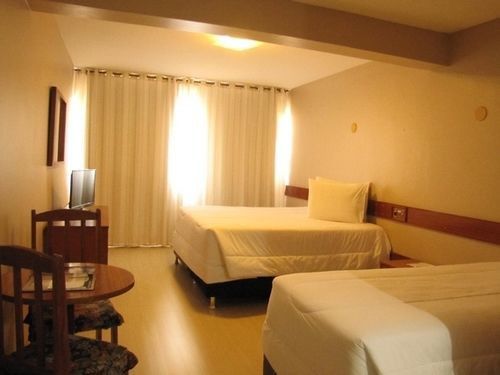 Hotel Portal サンタナ・ド・リヴラメント エクステリア 写真