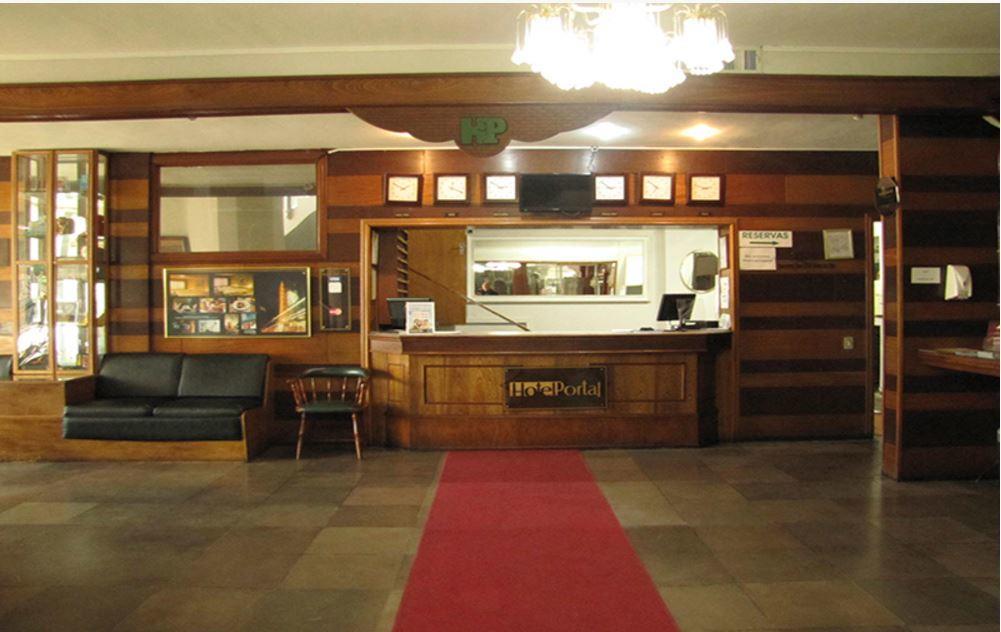 Hotel Portal サンタナ・ド・リヴラメント エクステリア 写真