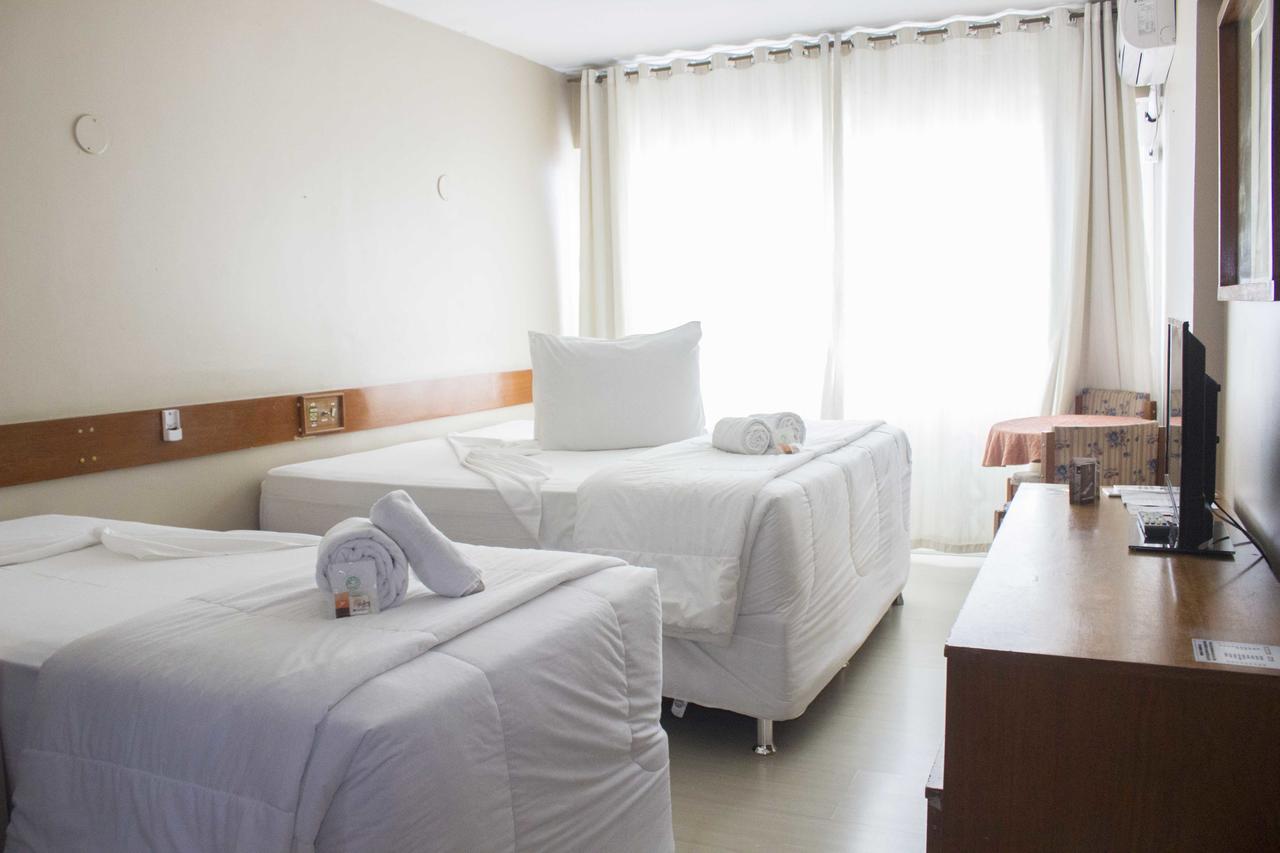 Hotel Portal サンタナ・ド・リヴラメント エクステリア 写真
